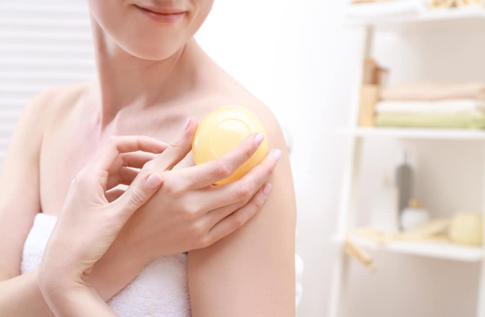 tisztítsa meg a hüvelyt biztonságos szappannal vagy sem